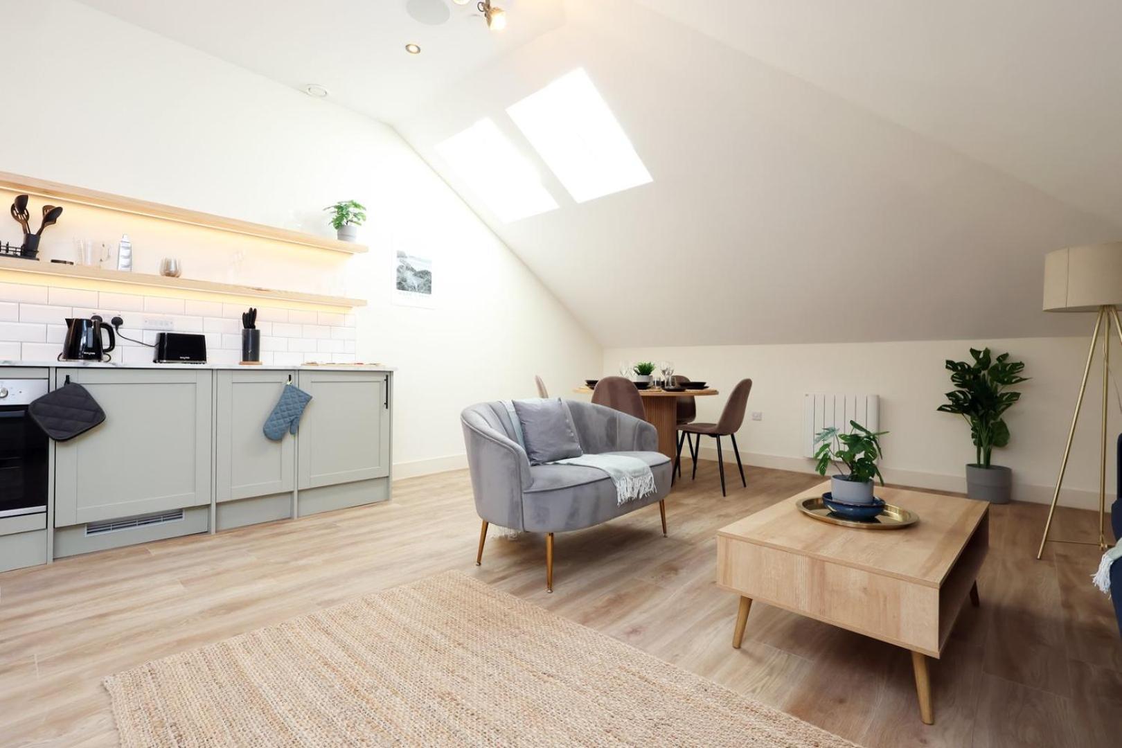 Apartment Cohost Partners Hall 3 Min To Centre Swansea