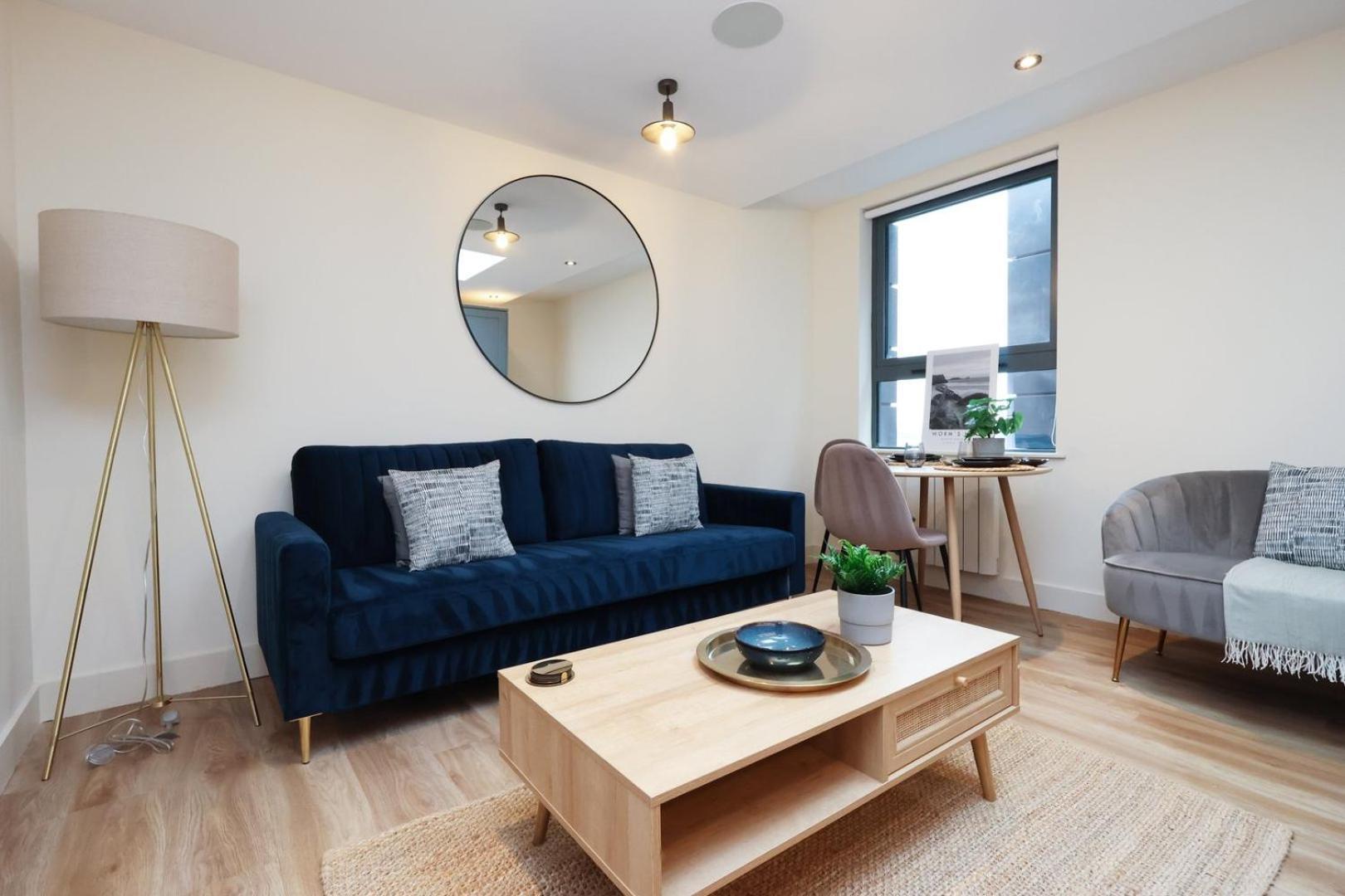 Cohost Partners Hall 3 Min To Centre Apartment Swansea